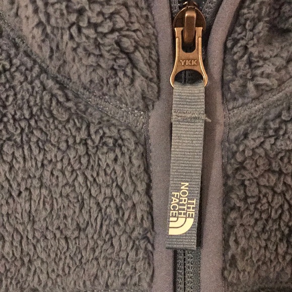 North Face Fleece - Picture 2 of 5